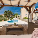 Katalin Apartamento