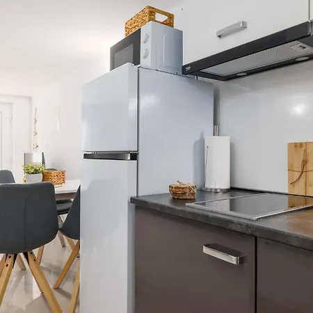 Katalin Apartment